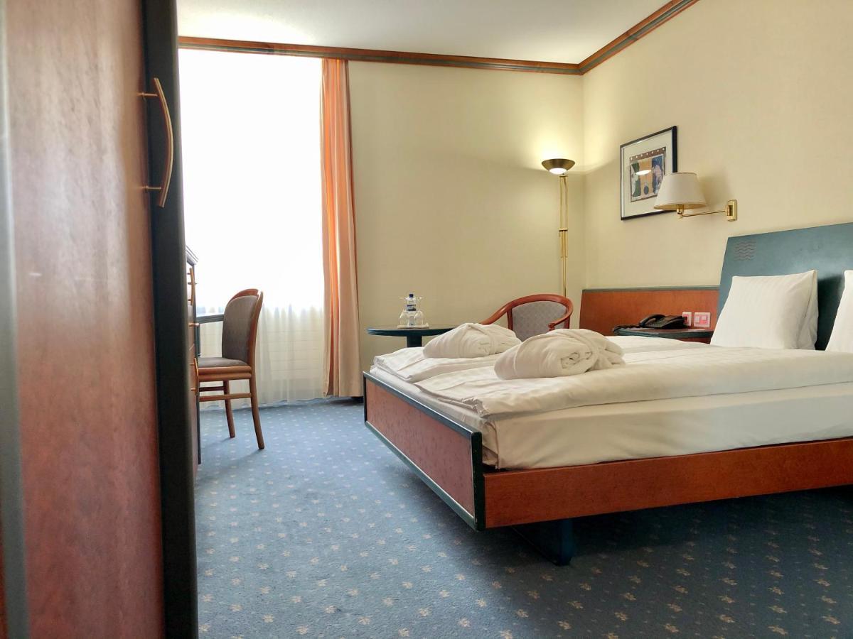 Thermal Hotels & Walliser Alpentherme Leukerbad Kültér fotó