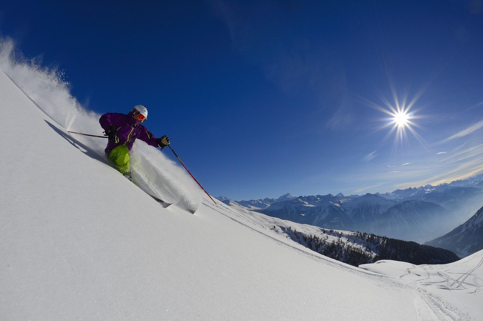 Thermal Hotels & Walliser Alpentherme Leukerbad Kültér fotó