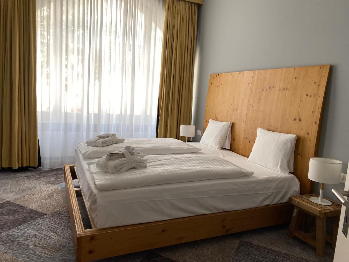 Thermal Hotels & Walliser Alpentherme Leukerbad Kültér fotó