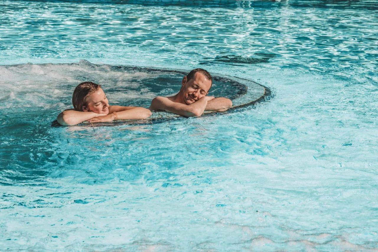 Thermal Hotels & Walliser Alpentherme Leukerbad Kültér fotó