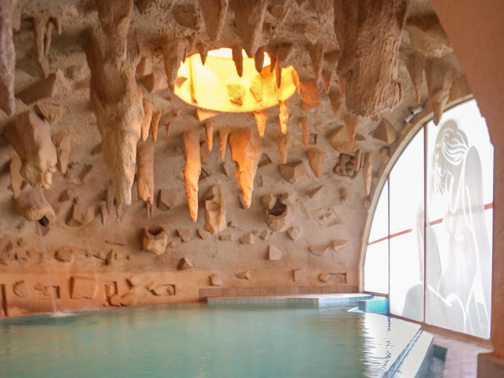 Thermal Hotels & Walliser Alpentherme Leukerbad Kültér fotó
