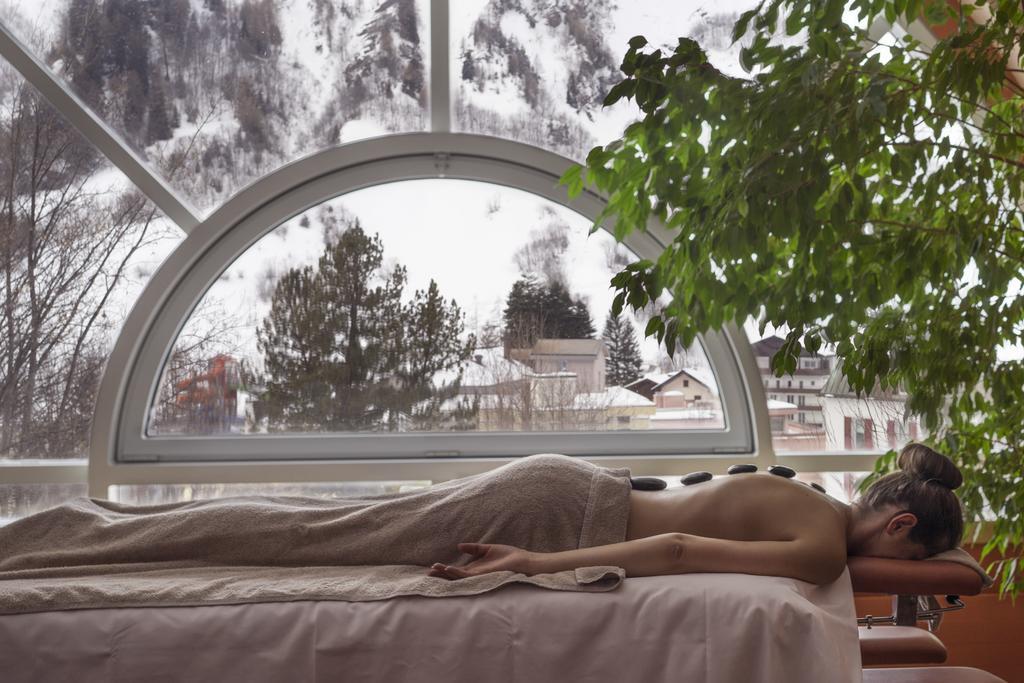 Thermal Hotels & Walliser Alpentherme Leukerbad Kültér fotó